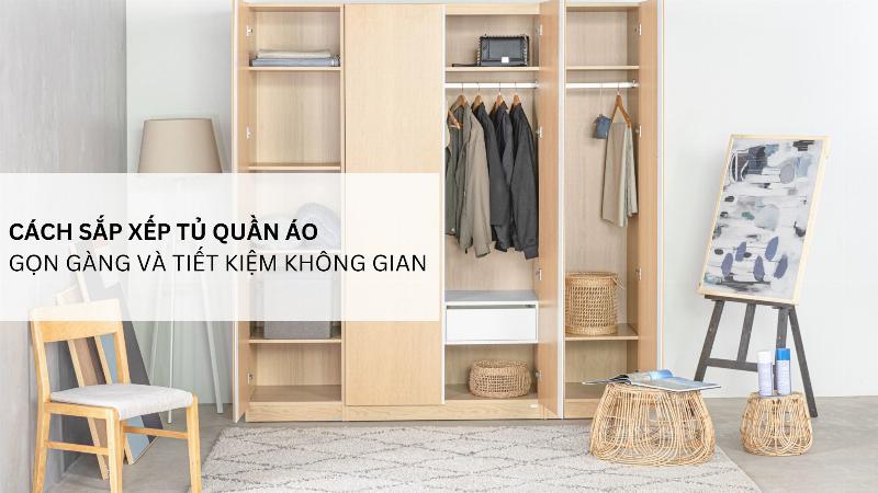 Mot tu do quan ao duoc sap xep gon gang, voi cac loai quan dui nam mac o nha du mau sac va chat lieu